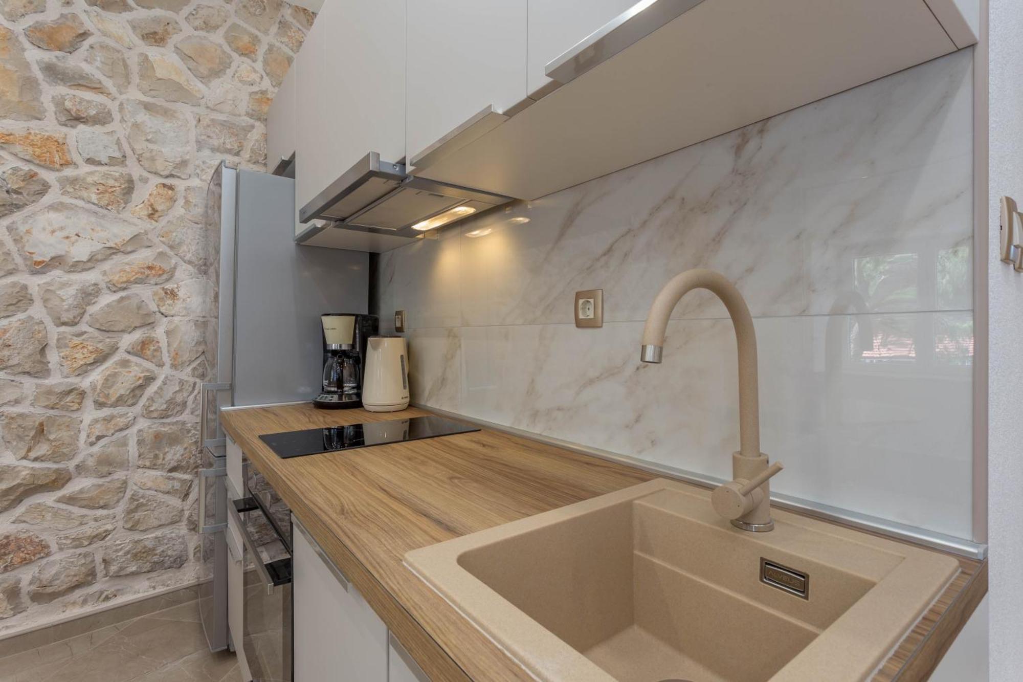 חוואר Apartment Zastupac 8761A מראה חיצוני תמונה