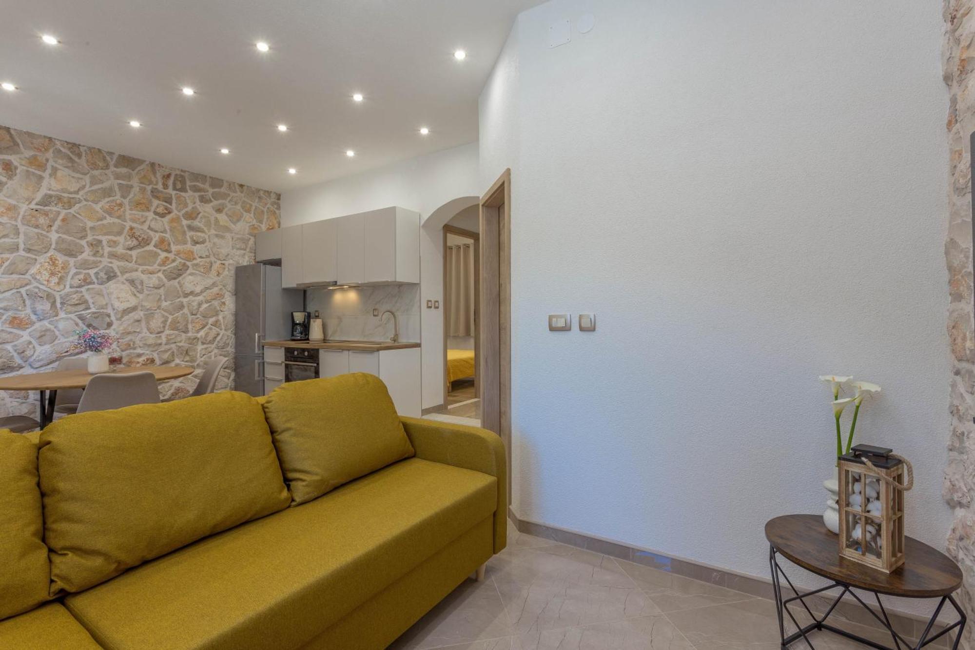 חוואר Apartment Zastupac 8761A מראה חיצוני תמונה
